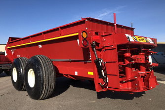 Vertical Auger Spreaders