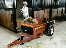 Pequea Compact Manure Spreaders